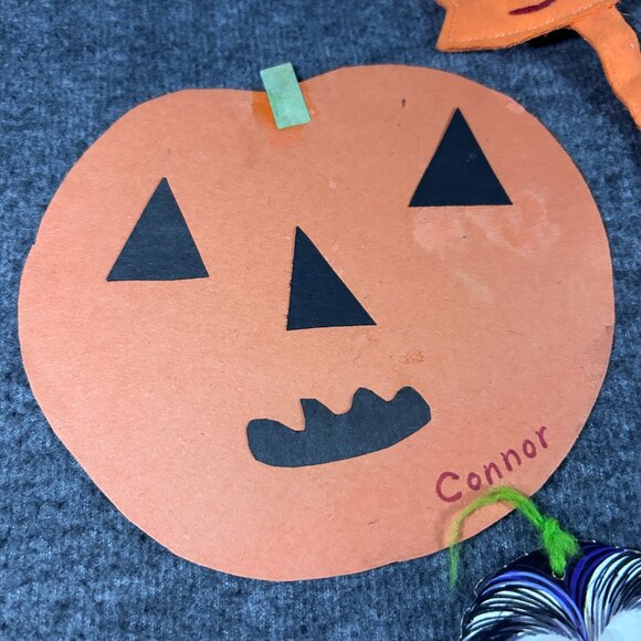 Halloween Ephemera Lot Cards Felt Cat Die Cut Children's Art 6 Items Dracula Bat - Picture 13 of 16